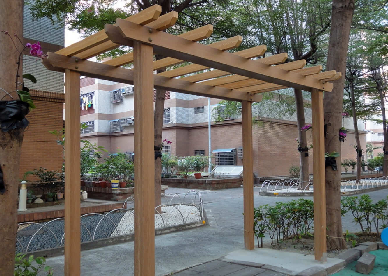 Pergola 4